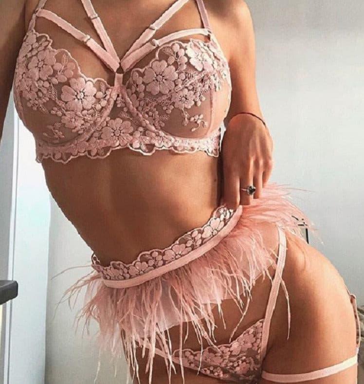 Craftsmanship lace feather lace embroidery three-piece set