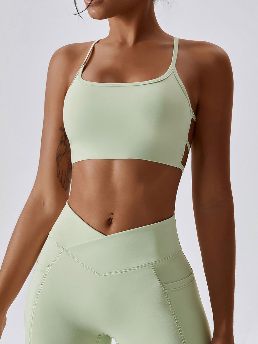 Air Cloud Strappy Cross Back Yoga Bra