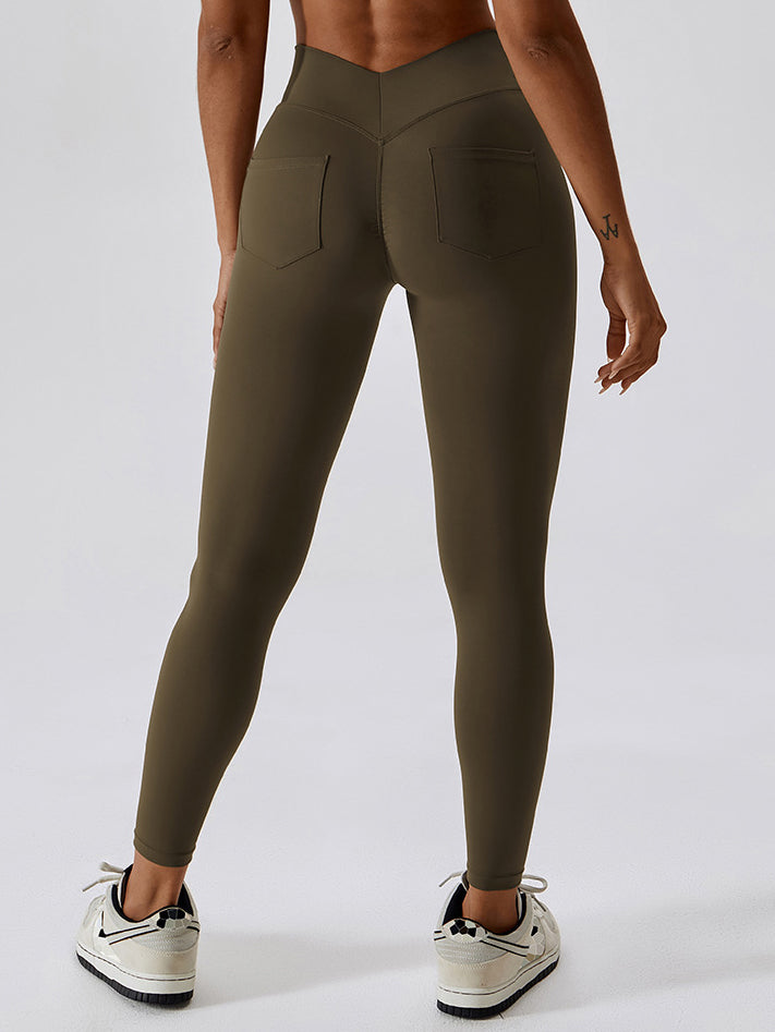 Back V Scrunch Pocket Yoga Leggings