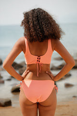 Revneu  Solid Color Retro Twist-Front Bikini Set