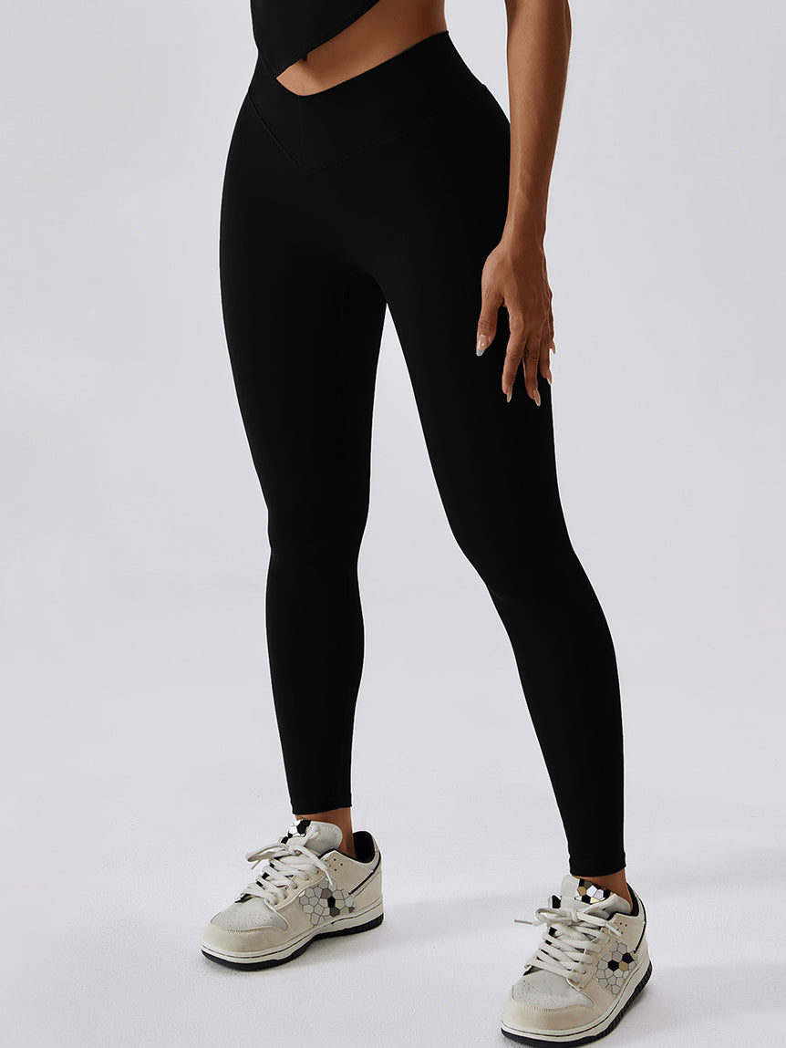 Back V Scrunch Pocket Yoga Leggings